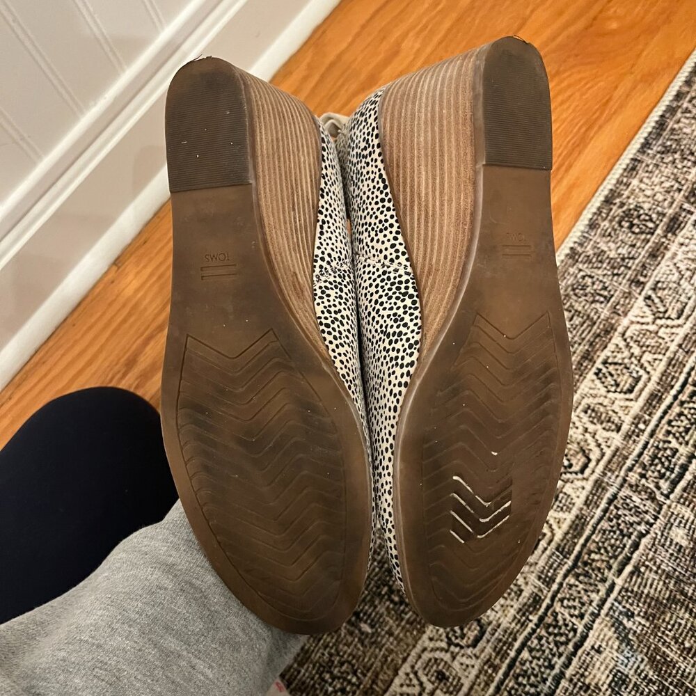 TOMS Women's Kallie Wedge Booties - Picture 4 of 4